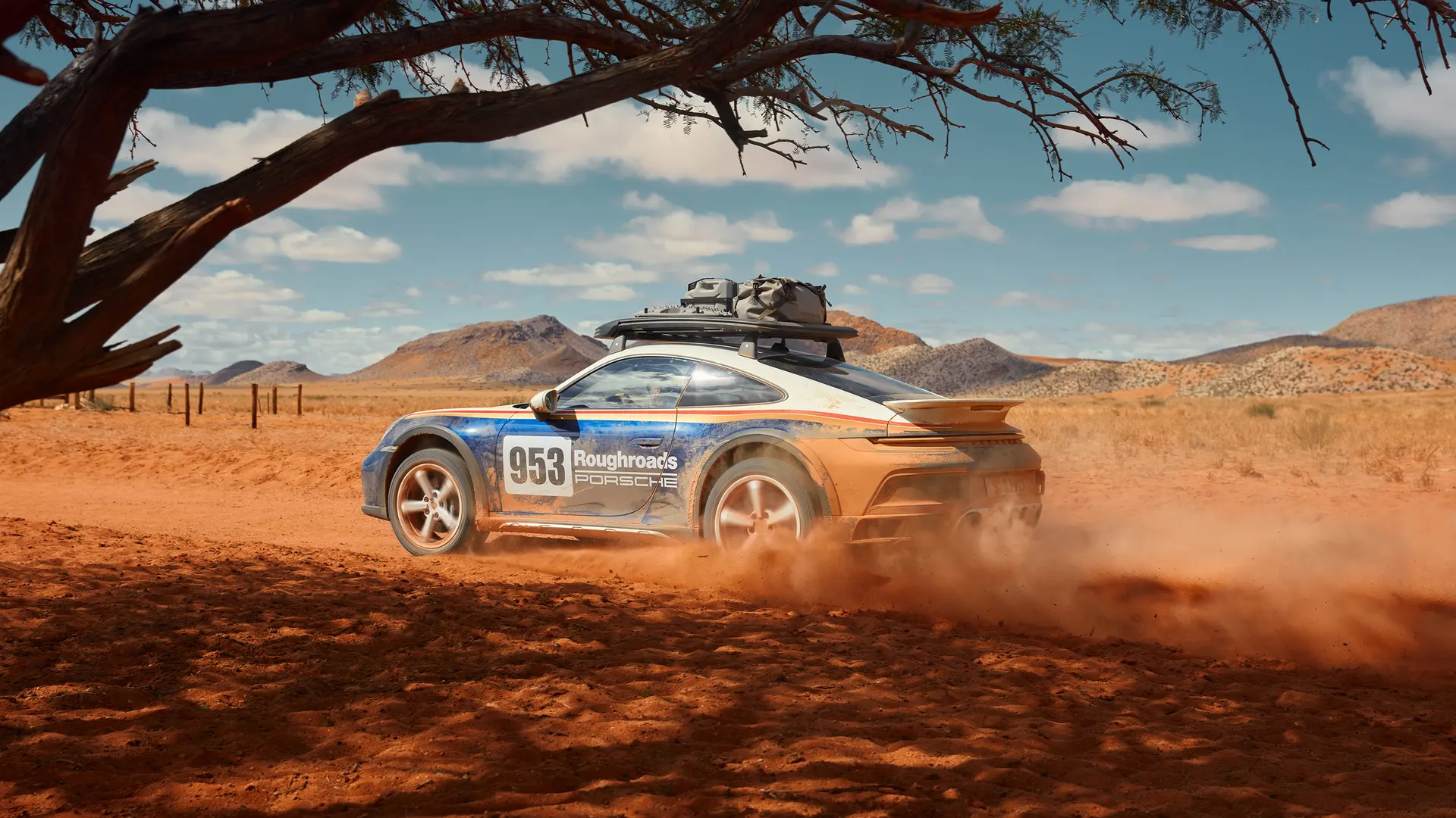 2023 Porsche 911 Dakar