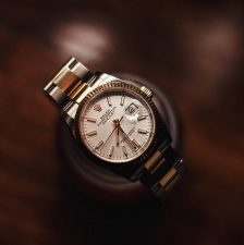 Professional Watch Investor: What Watches are Good Investments?