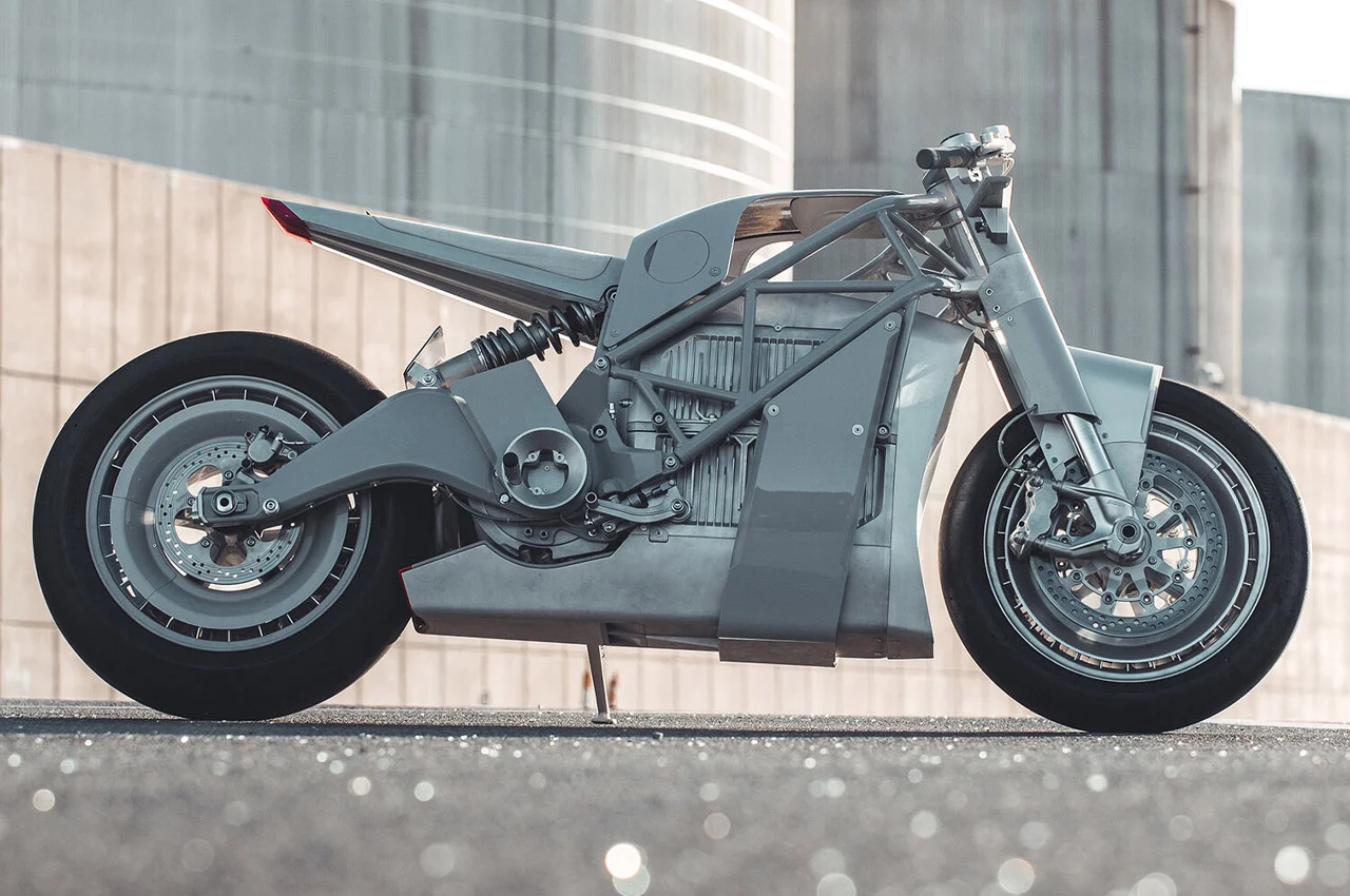 Custom Retro-Futuristic UMC-063 XP Zero Electric Motorcycle