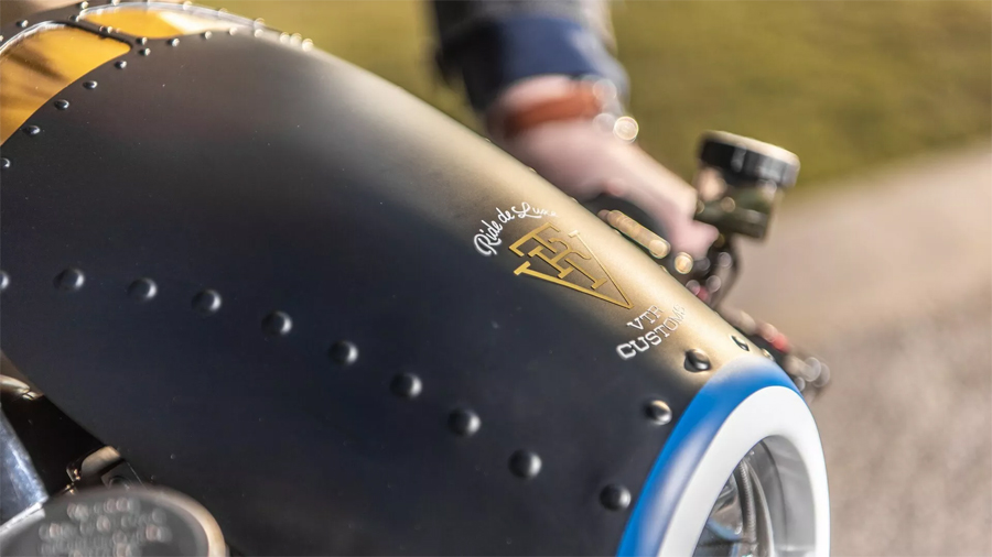 BMW R18 Iron Annie Kustom yang Terinspirasi dari Pesawat