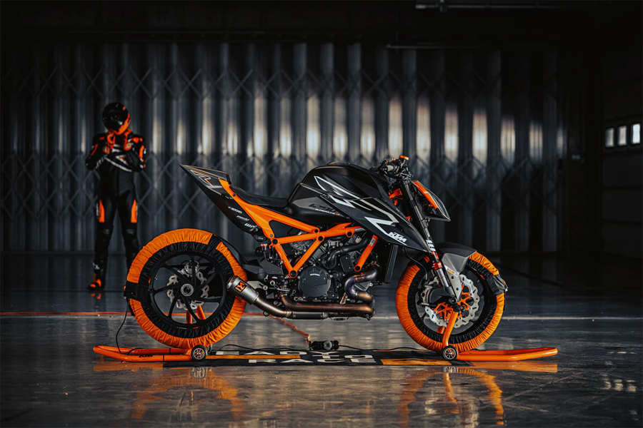 Limited edition 2023 KTM 1290 Super Duke RR