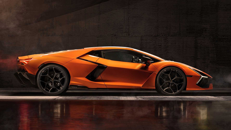 All-New Lamborghini Revuelto Supercar