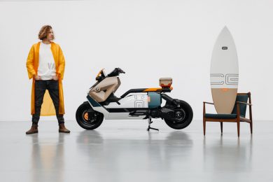 Custom BMW CE 04 Vagabund Moto Concept e-Scooter