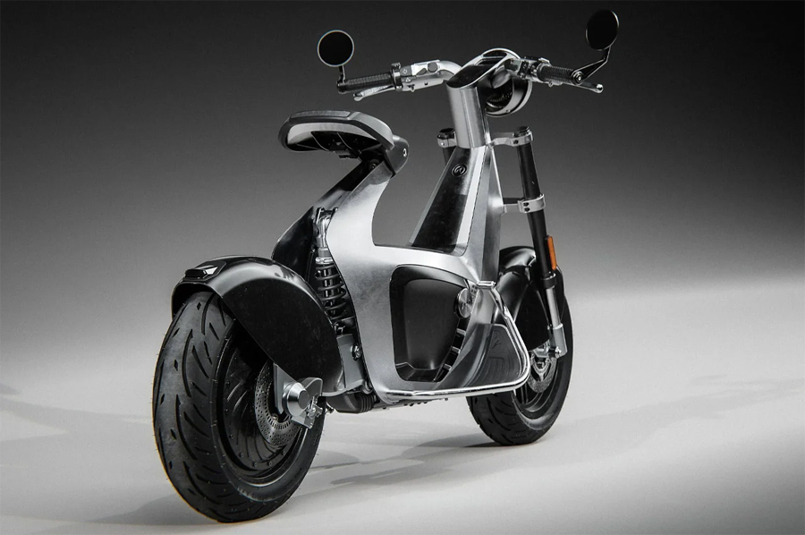 STILRIDE 1: Sustainable Origami-Inspired Electric Scooter