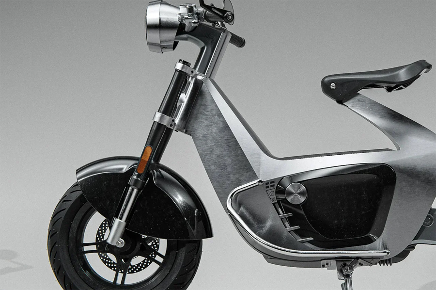 STILRIDE 1: Sustainable Origami-Inspired Electric Scooter