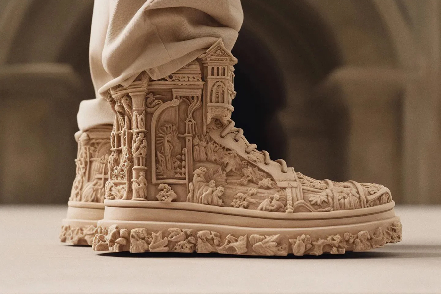 Unusual Shoes Inspired by Renaissance Architecture and AI Innovation