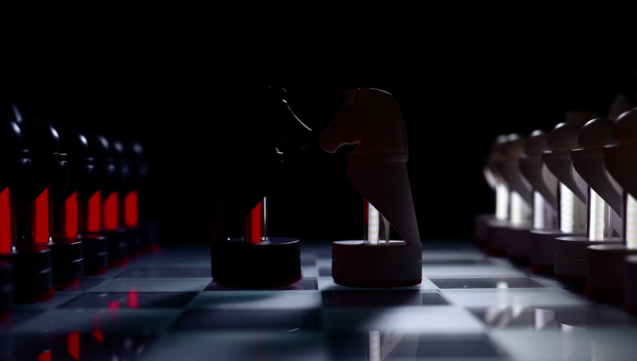 Revolutionary Light-Up Chess Set with Wirelessly Illuminated Pieces