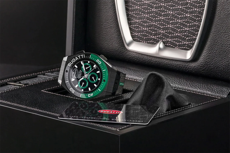 Jam tangan pintar Bugatti Ceramic Titanium Edition