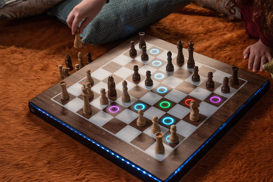 Technological Masterpiece: AI-Powered Chessboard ‘GoChess’