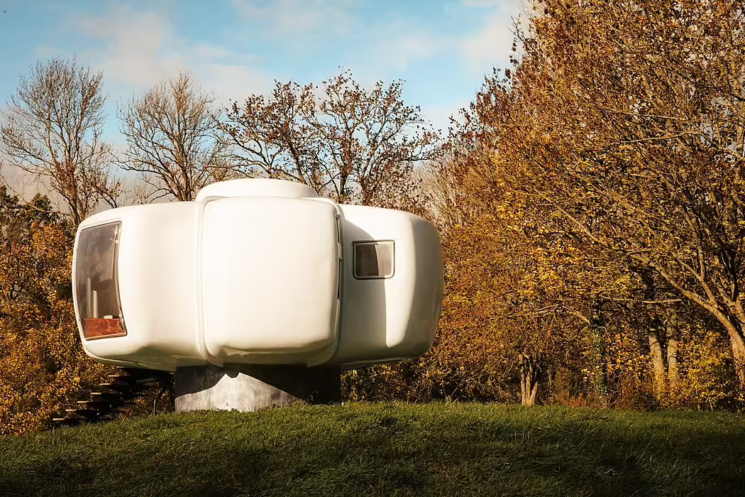 Breath of New Life in Six-Shell Bubble House