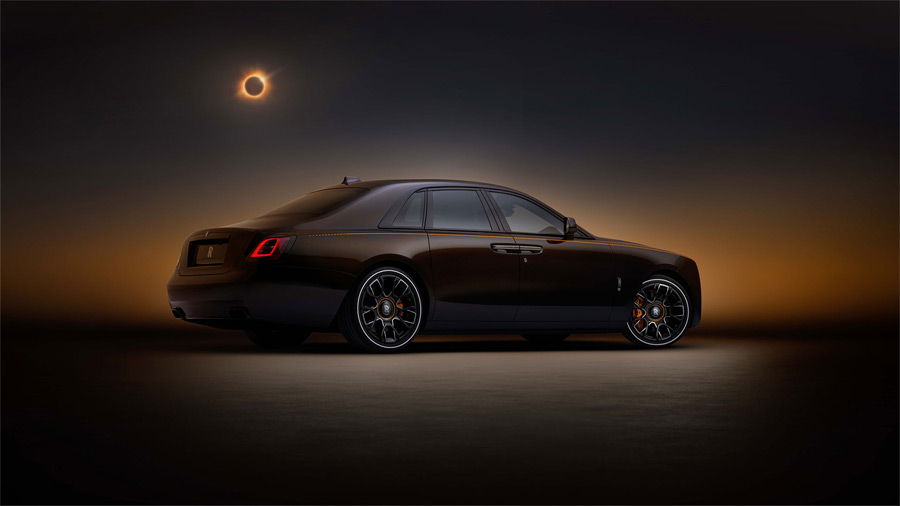 Celestial Luxury of Rolls-Royce's Black Badge Ghost Ékleipsis