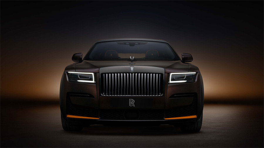 Celestial Luxury of Rolls-Royce's Black Badge Ghost Ékleipsis
