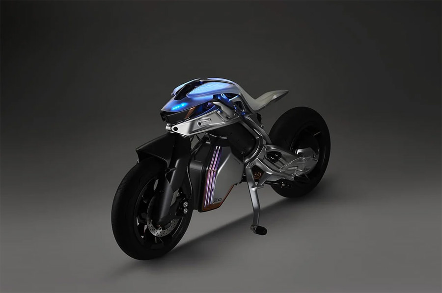 Self-Parking AI-Powered MOTOROiD2 by Yamaha