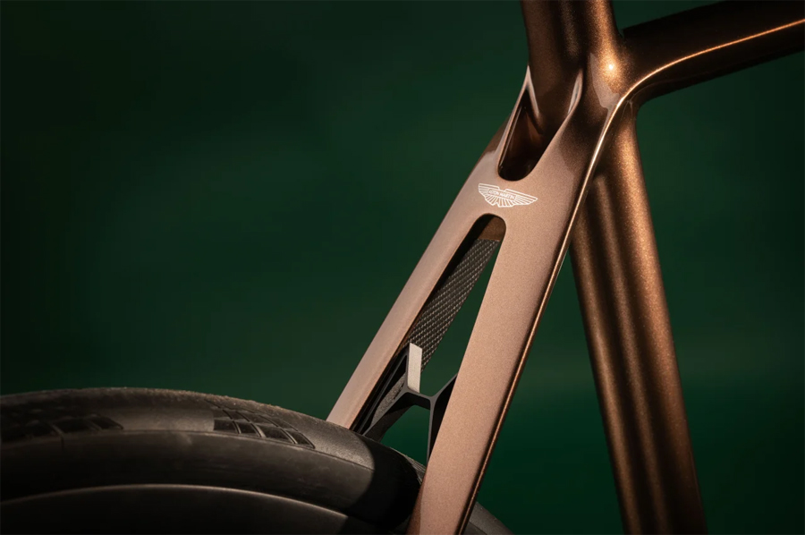 Aston Martin and J.Laverick Create the Ultimate Luxury Road Bike