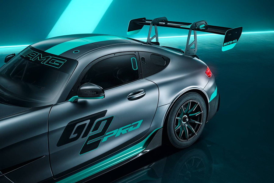 Mercedes-AMG Unveils the Thrilling GT2 Pro Race Car