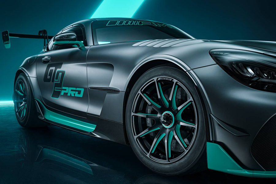 Mercedes-AMG Unveils the Thrilling GT2 Pro Race Car