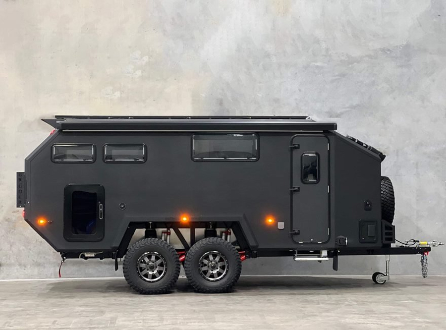 Ultimate Battery-Equipped Off-Road Trailer Bruder EXP 8