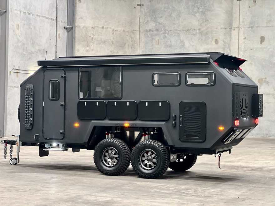 Ultimate Battery-Equipped Off-Road Trailer Bruder EXP 8