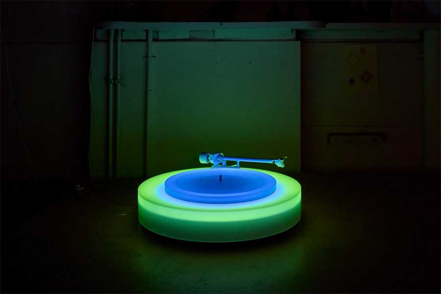 Brian Eno's Turntable II Illuminates with Acrylic Neon Lights During Play