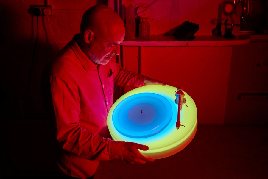 Brian Eno's Turntable II Illuminates with Acrylic Neon Lights During Play