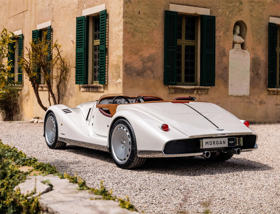 Morgan and Pininfarina Unveil the Stunning Midsummer Roadster