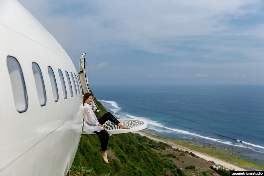 Luxurious Private Jet Villa from a Boeing 737 in Bali