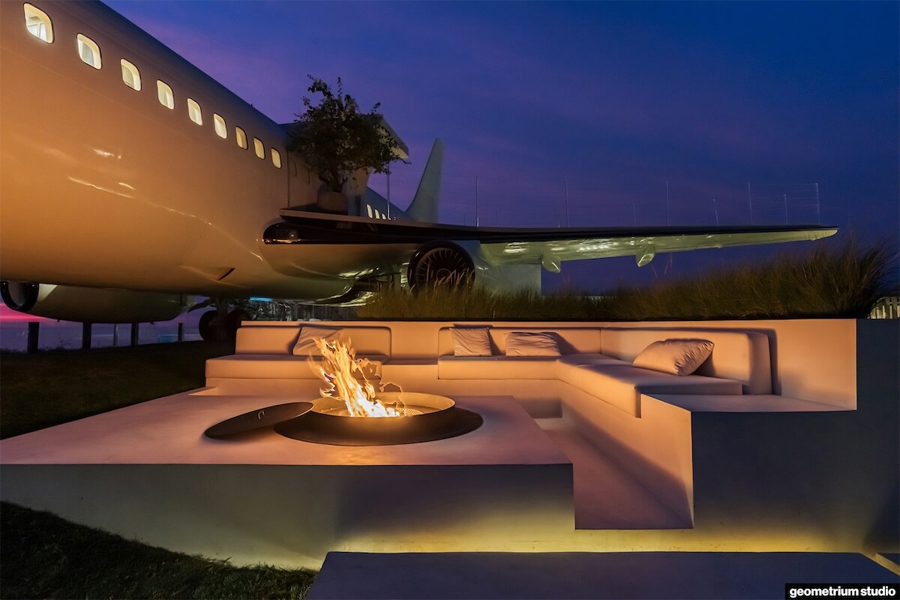 Luxurious Private Jet Villa from a Boeing 737 in Bali