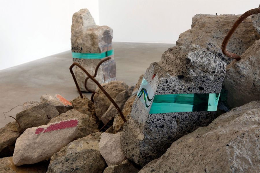 Ramon Todo Unveiling Time with Glass and Stone