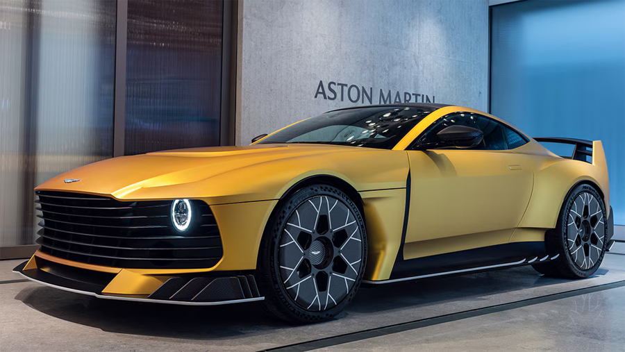 Fernando Alonso Drives Innovation with the Aston Martin Valiant