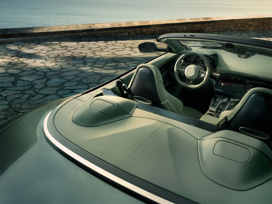 2026 Aston Martin Vanquish Volante