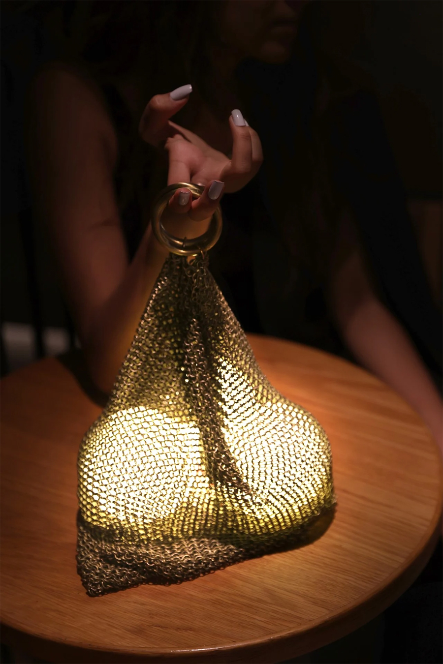 Tote Light by Rhea Mehta Blurs the Line Between Sculpture and Illumination