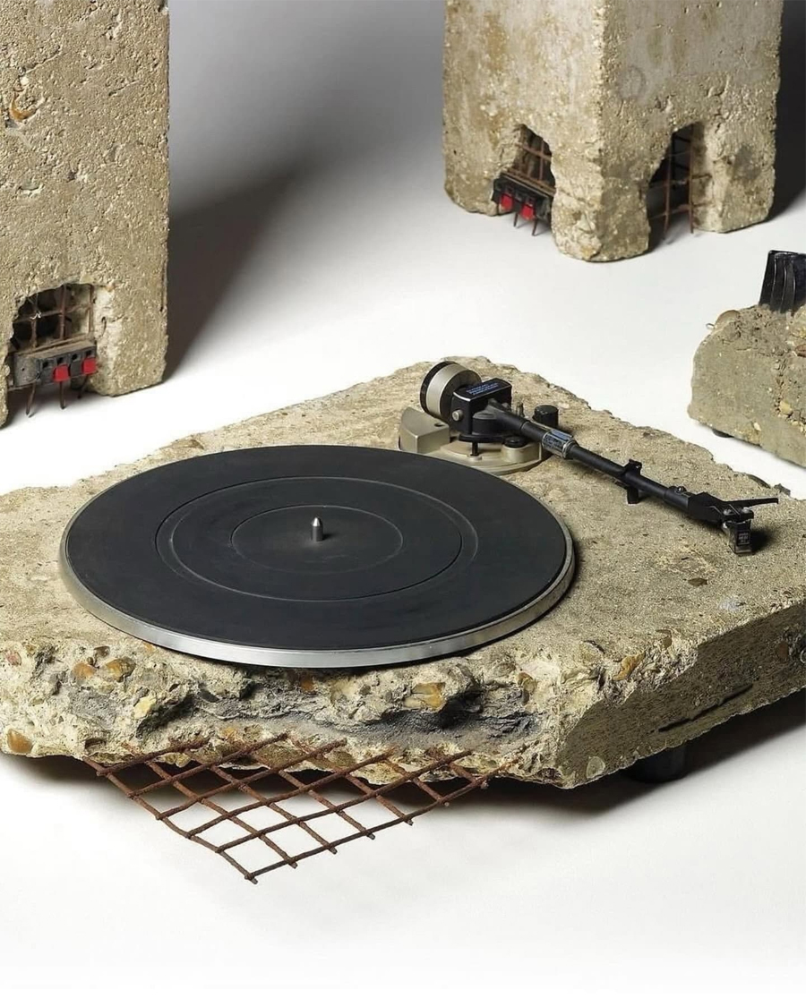 Ron Arad’s 1983 Concrete Stereo for Raw Sound Lovers