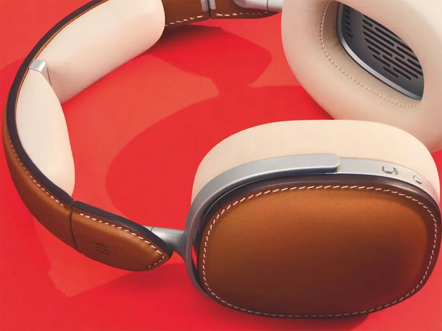 Hermès Ateliers Horizons Headphones with $15,000 Price Tag