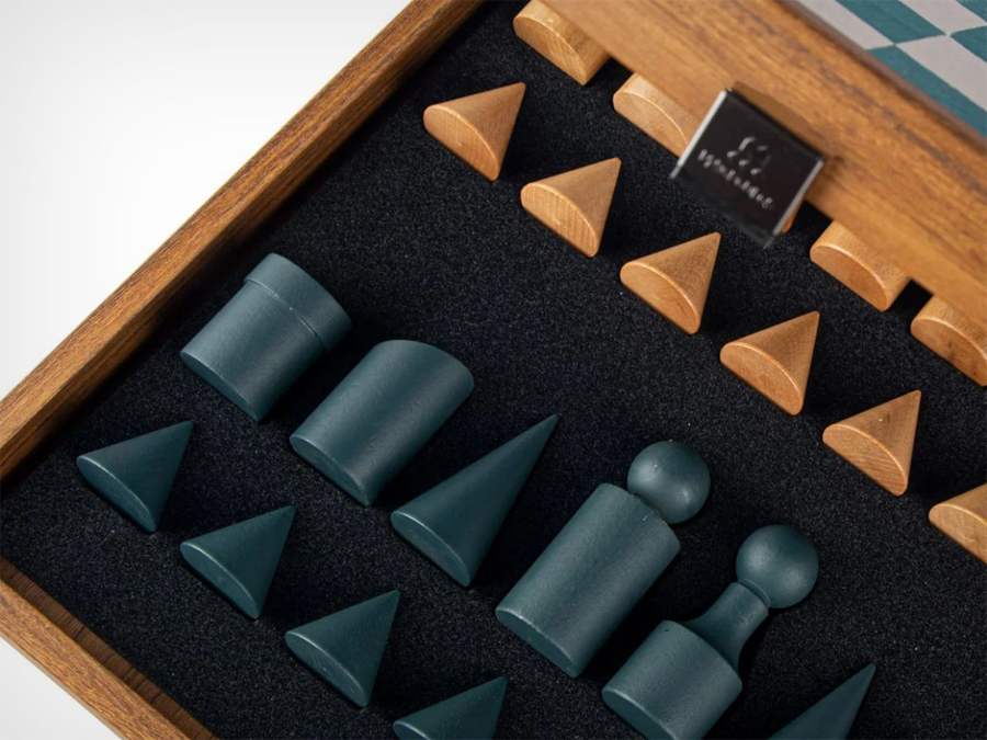 Manopoulos Bauhaus Wooden Chess Set Balances Minimalism and Function