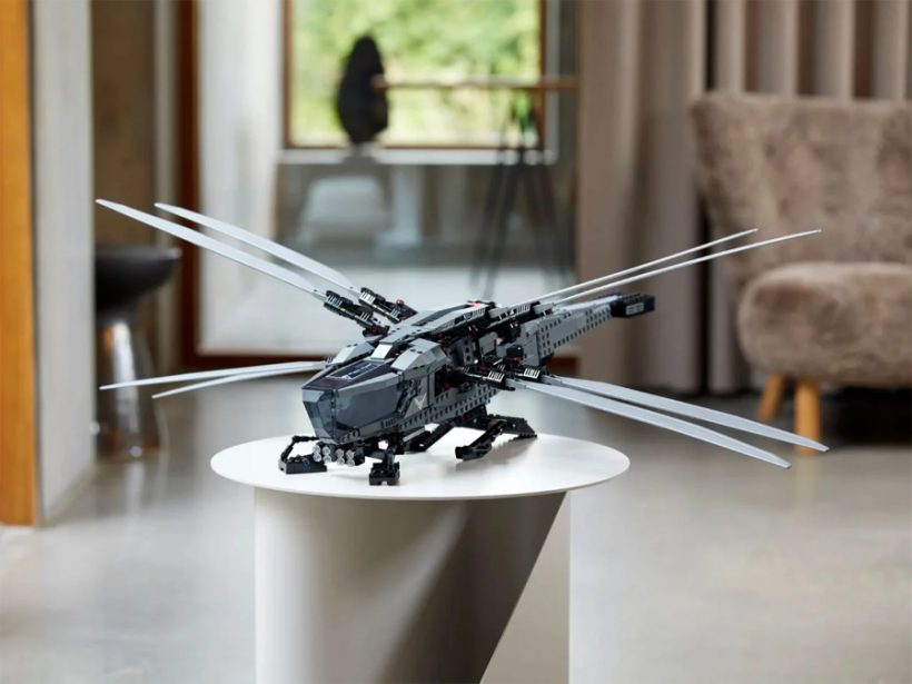 LEGO Honors Dune with Massive Technic-Infused Ornithopter