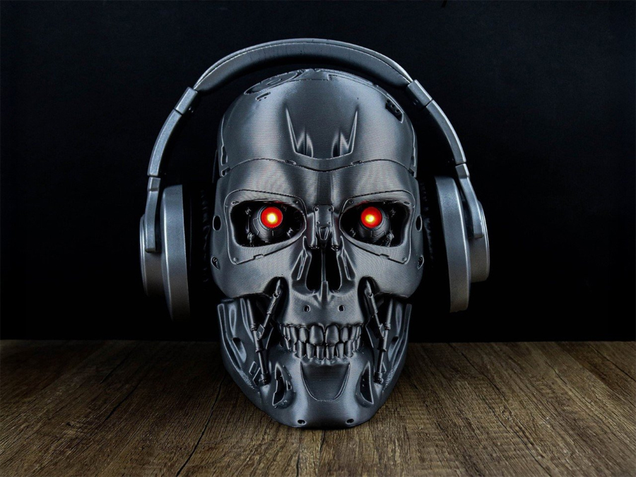 T-800 Terminator Headphone Stand Brings Judgment Day to Your Desktop