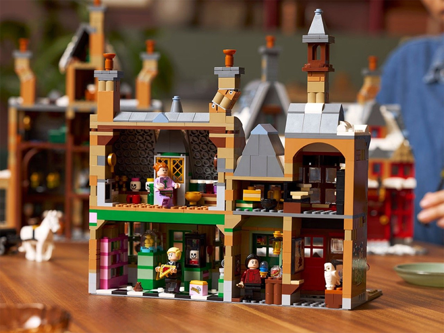 LEGO Brings Hogsmeade Village to Life in a 3,228-Piece Collector’s Edition