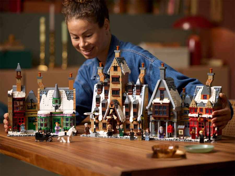 LEGO Brings Hogsmeade Village to Life in a 3,228-Piece Collector’s Edition