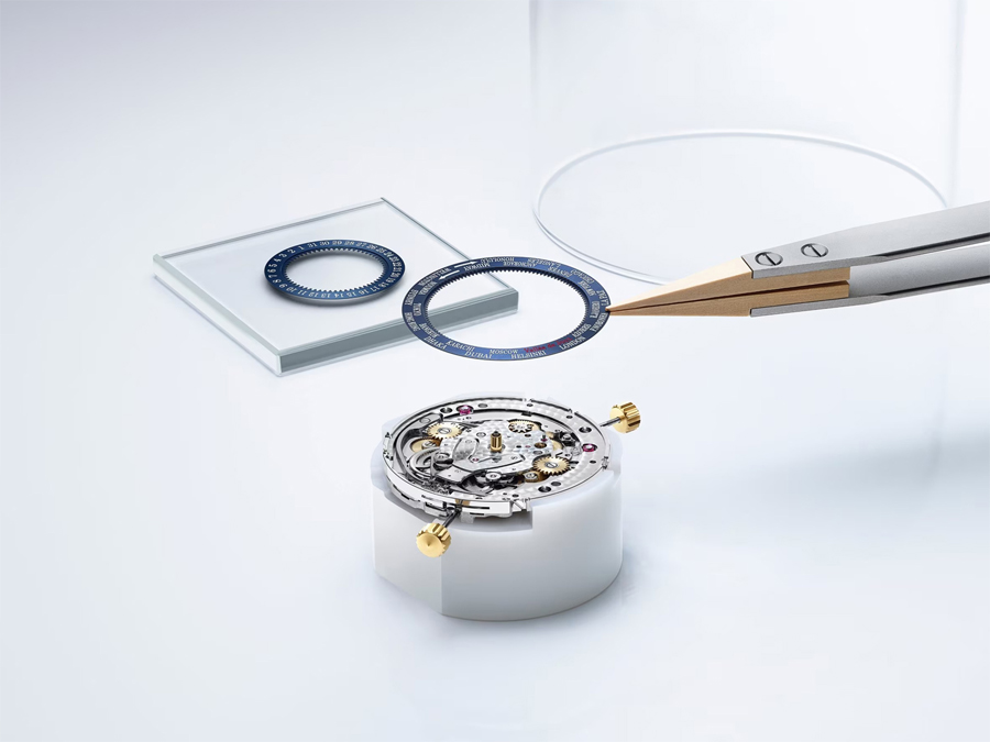 Breguet Marks 250 Years with the Marine Hora Mundi 5555 Limited Edition
