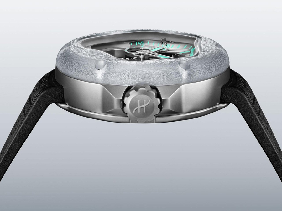 Hublot MP-17 MECA-10 Arsham Splash Titanium Sapphire Captures The Essence Of Liquid Time