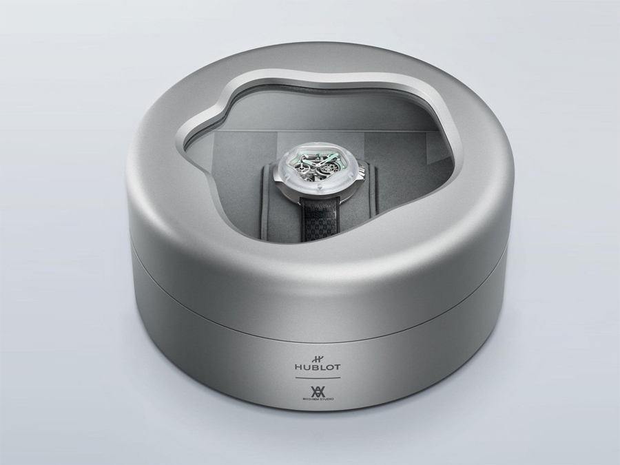 Hublot MP-17 MECA-10 Arsham Splash Titanium Sapphire Captures The Essence Of Liquid Time
