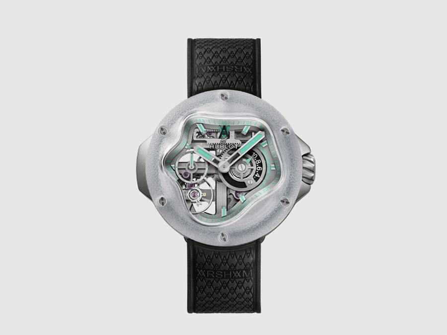 Hublot MP-17 MECA-10 Arsham Splash Titanium Sapphire Captures The Essence Of Liquid Time