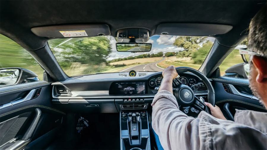 RML GT 900bhp Hypercar – The Porsche 911 Turned Up to Eleven