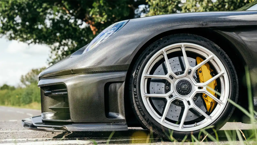 RML GT 900bhp Hypercar – The Porsche 911 Turned Up to Eleven