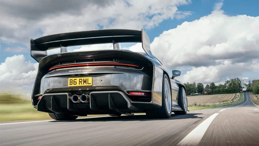 RML GT 900bhp Hypercar – The Porsche 911 Turned Up to Eleven