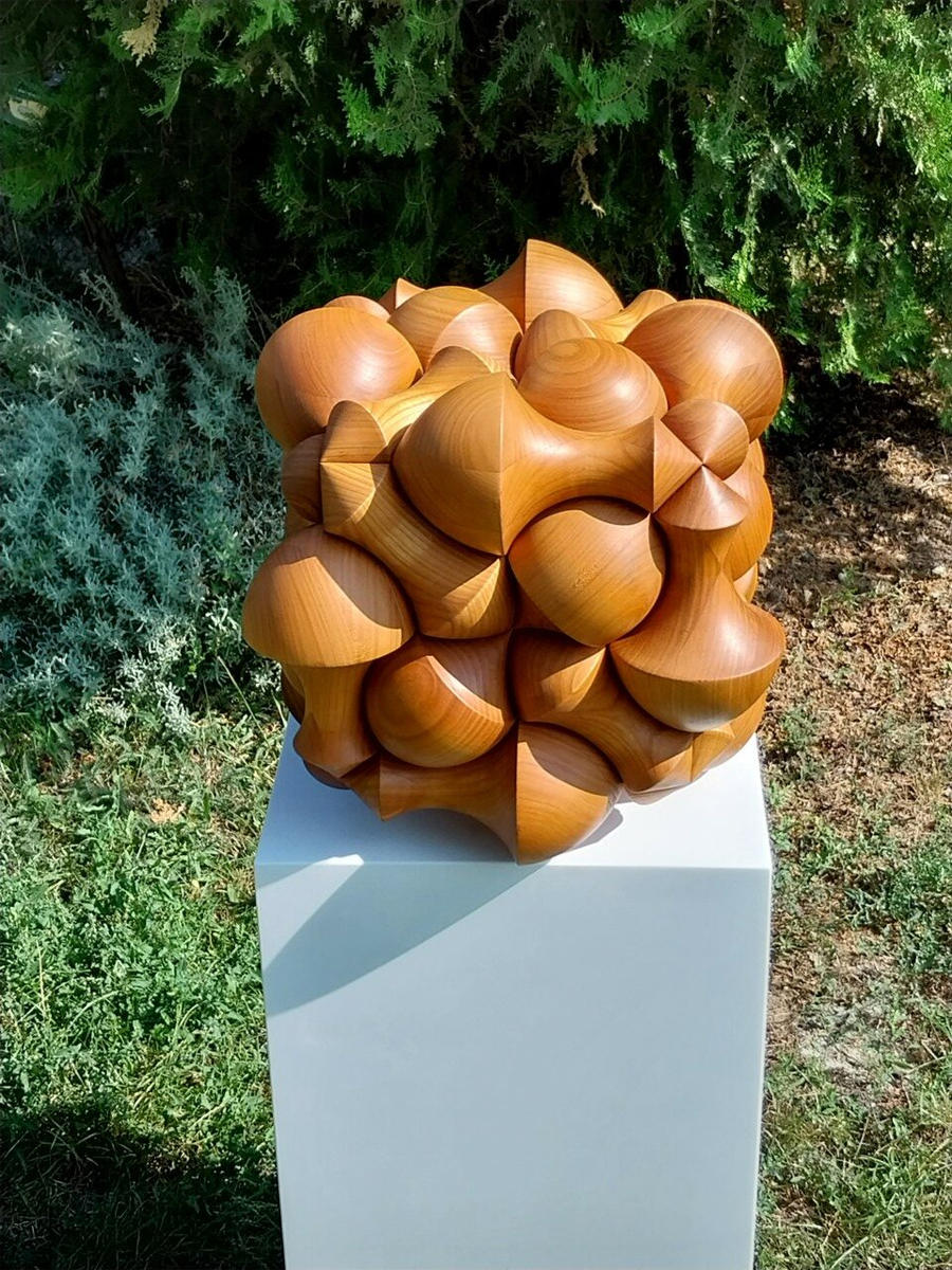 The Illusion Box by László Tompa Turns Geometry into Hidden Art
