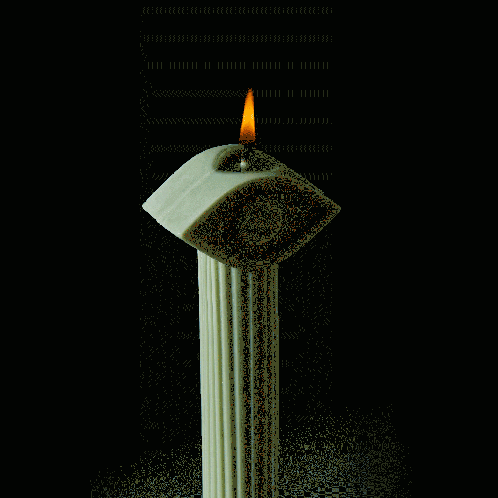 The Sculptural Ritual of ÓST Candles
