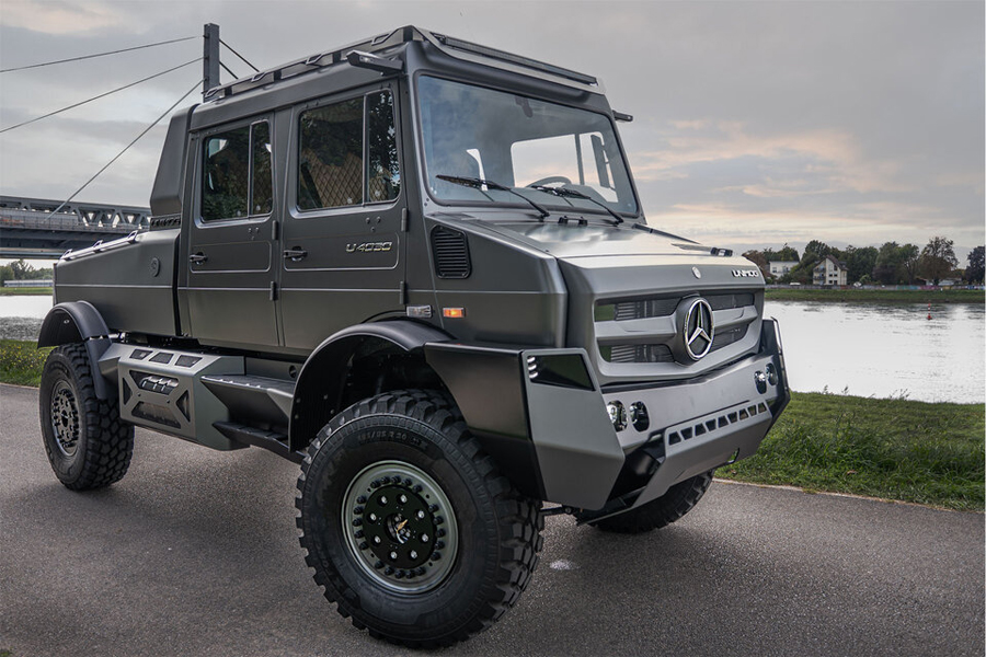 Mercedes-Benz 80th Anniversary Unimog