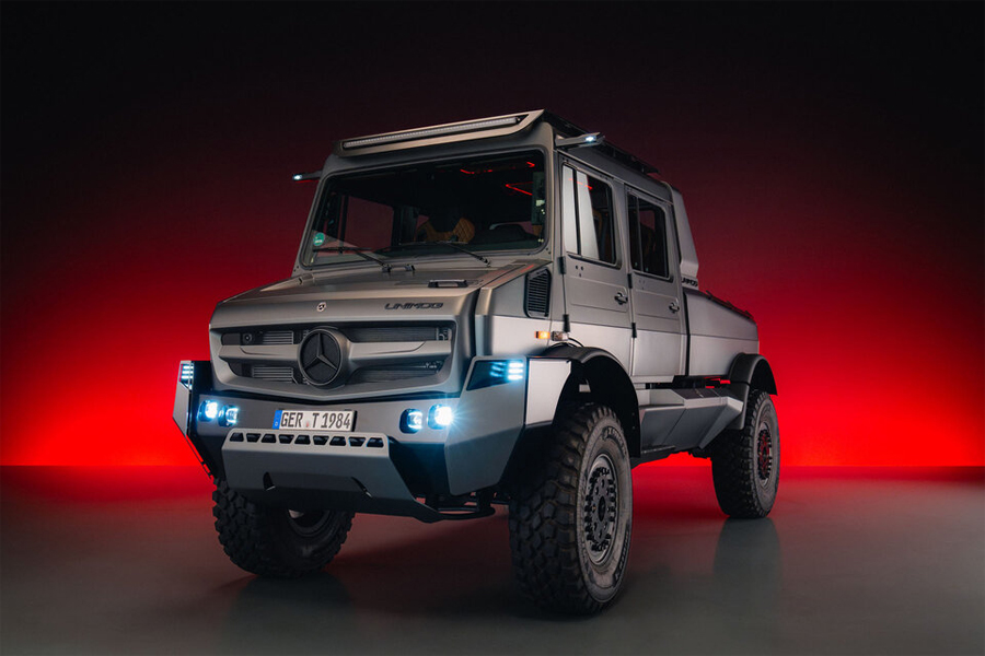 Mercedes-Benz 80th Anniversary Unimog