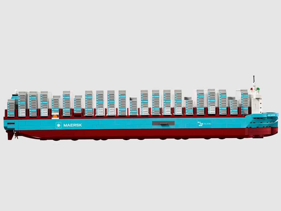 Maersk’s Dual-Fuel Container Ship Reimagined as One of LEGO’s Largest Builds